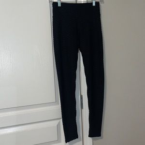 Ribbed black butt lifting leggings